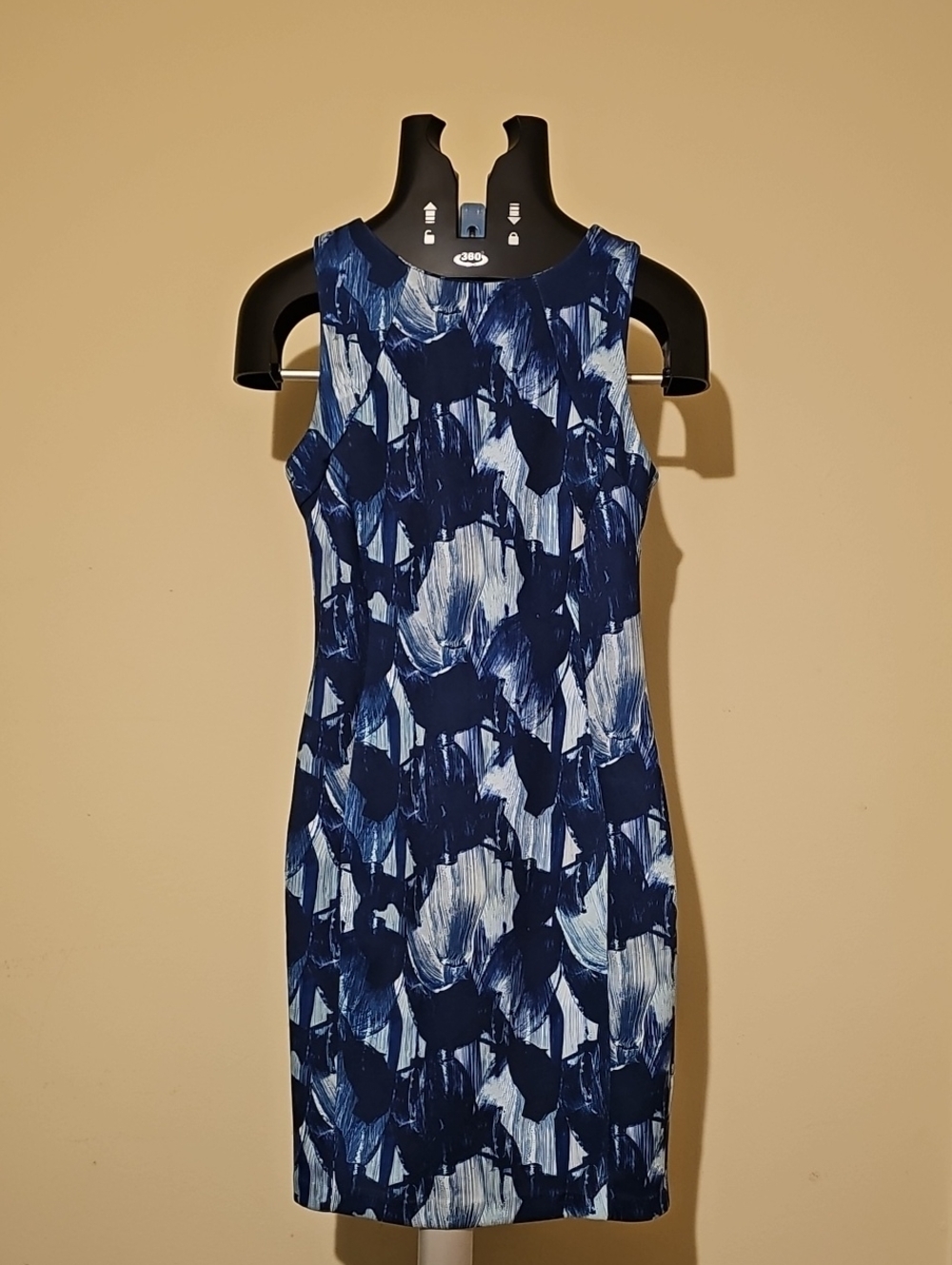 H&M Navy and White Abstract Print Sleeveless Sheath Dress Small